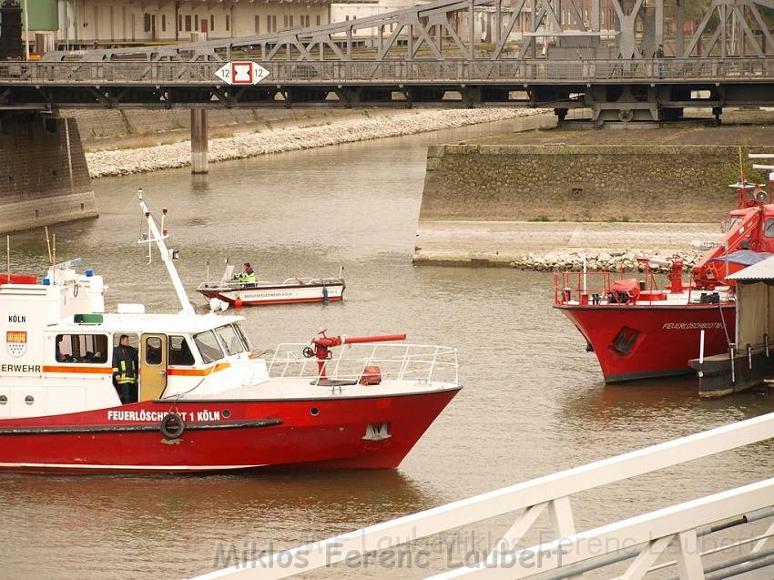 Wartungsarbeiten Rettungsboot Ursula P56.JPG